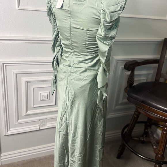 Line & Dot Sage Long Sleeve Dress - Picture 6 of 11